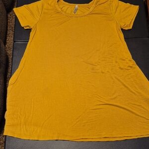 Golden Yellow Women's Short Sleeve Top